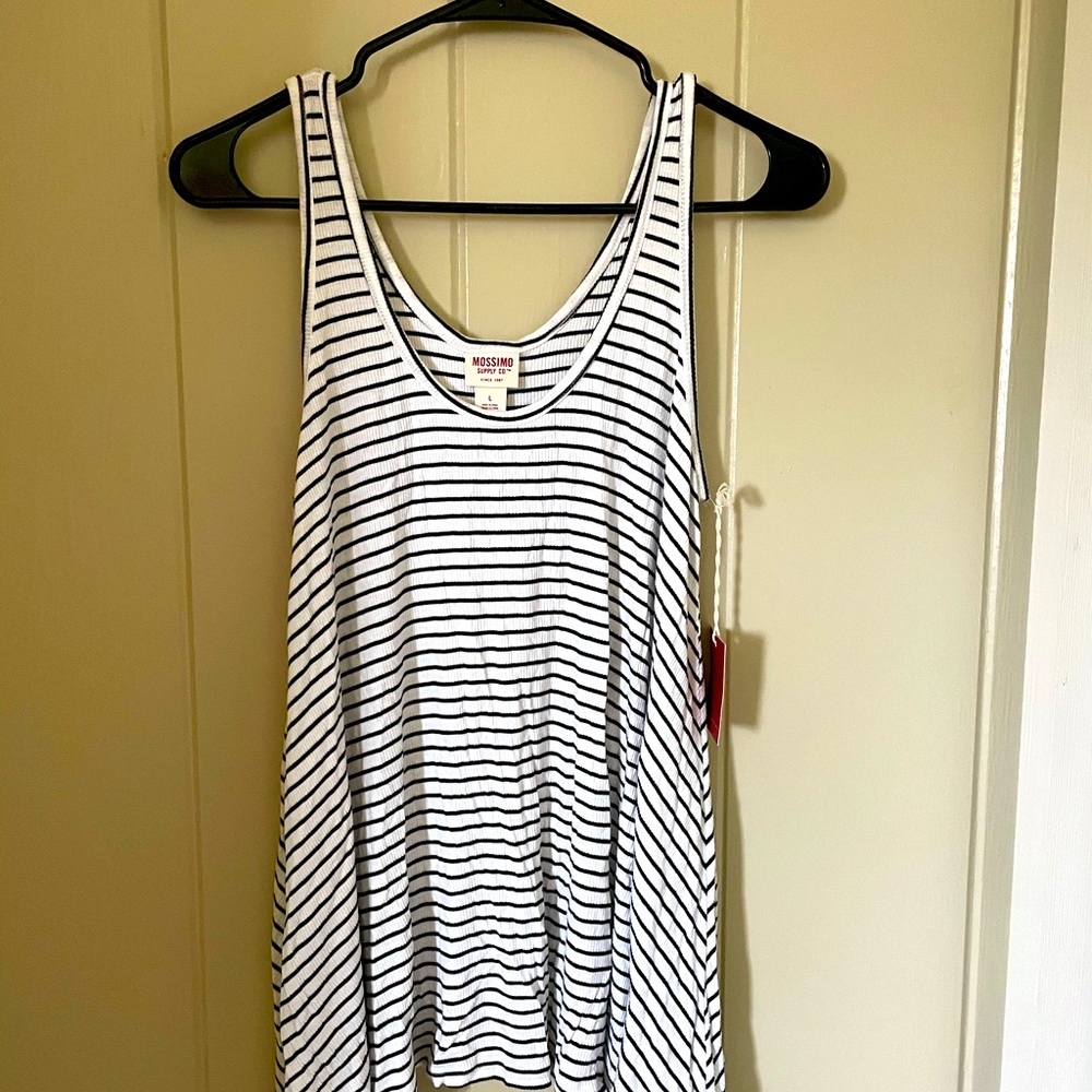 Black/white stripes flowing Mossimo tank